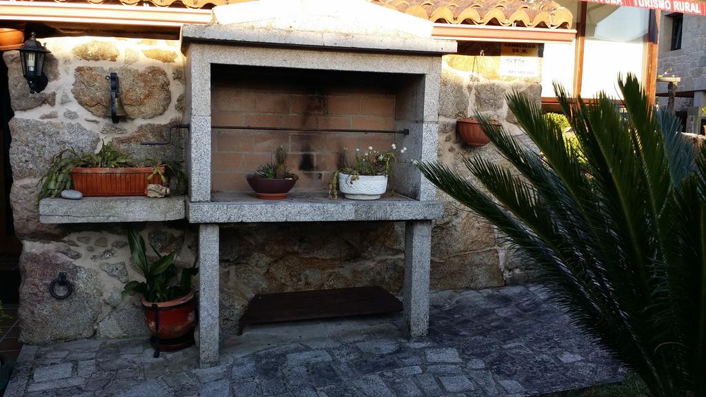 Casa Rural Vella Da Rivera O Sisto ภายนอก รูปภาพ
