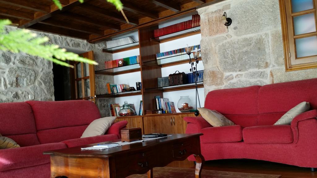 Casa Rural Vella Da Rivera O Sisto ภายนอก รูปภาพ