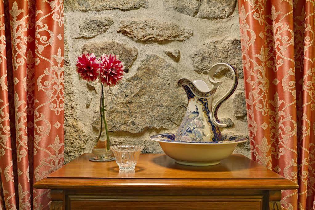 Casa Rural Vella Da Rivera O Sisto ภายนอก รูปภาพ