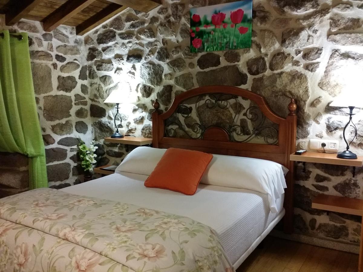Casa Rural Vella Da Rivera O Sisto ภายนอก รูปภาพ