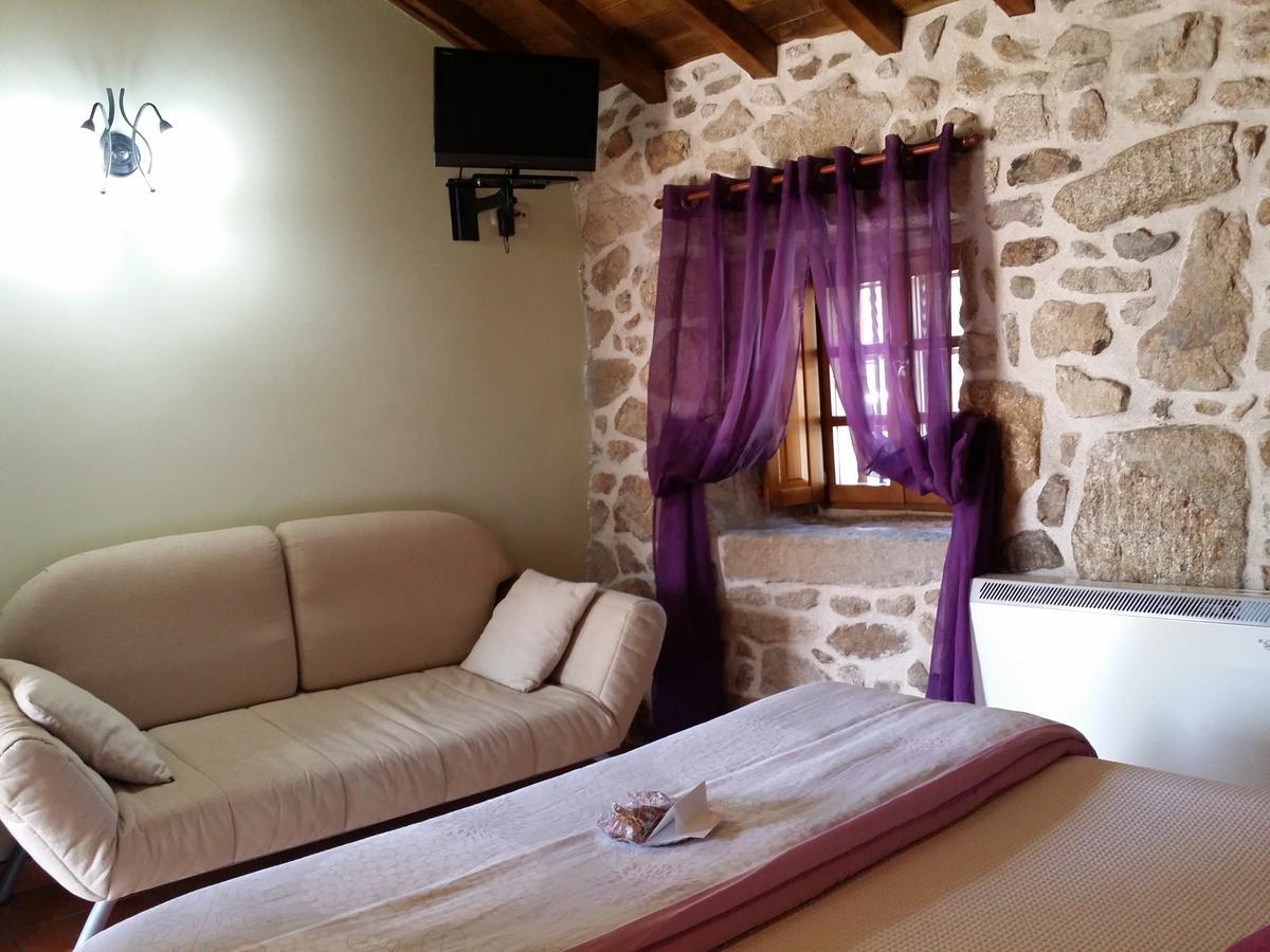 Casa Rural Vella Da Rivera O Sisto ภายนอก รูปภาพ